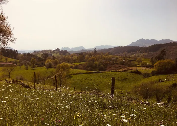Rural Cantabria Vila *